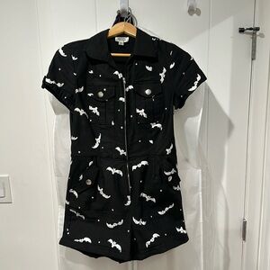 Unique Vintage Black & Glow In The Dark Bat Print Romper Size M/6-8